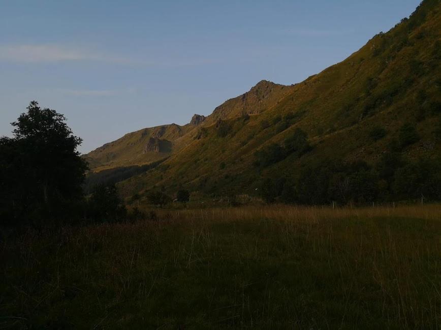 Glamping Lofoten Hotel Kongsjorda ภายนอก รูปภาพ