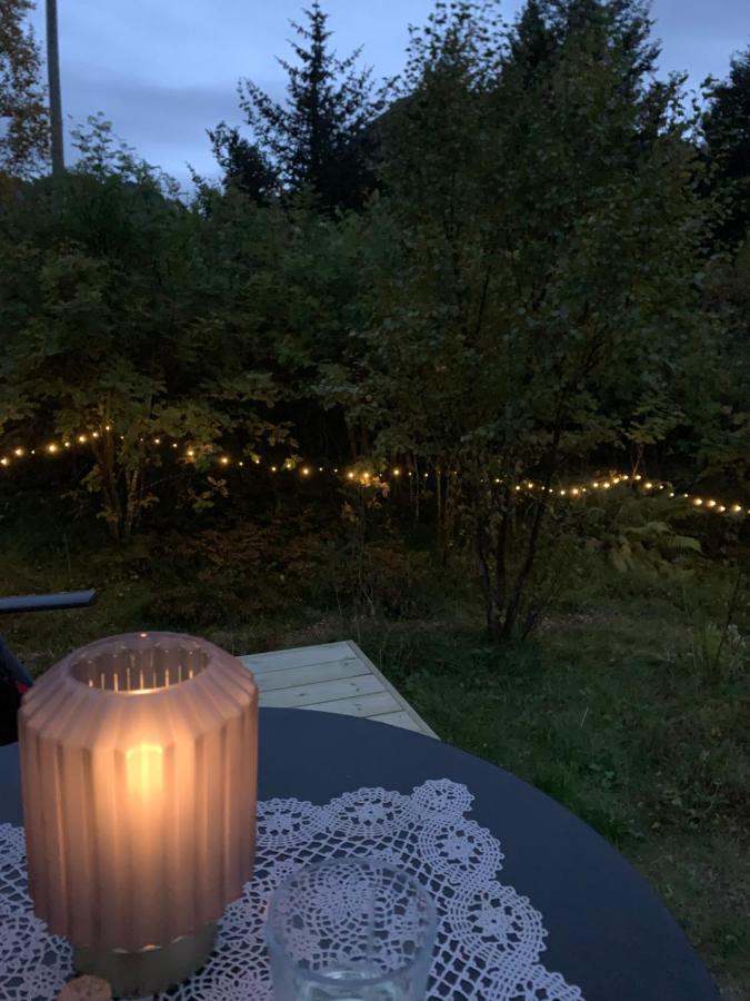 Glamping Lofoten Hotel Kongsjorda ภายนอก รูปภาพ